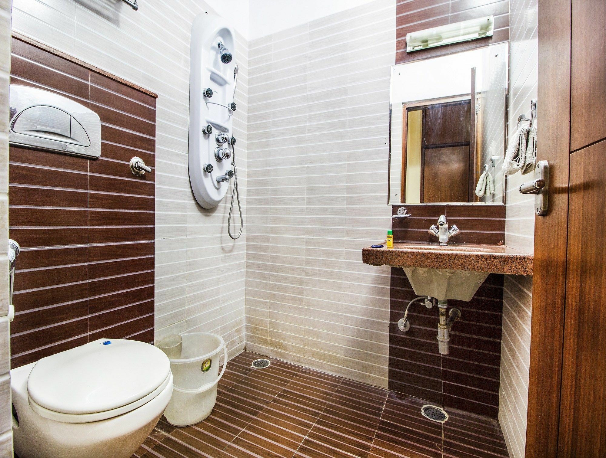 Fabhotel Royal Residency Jaipur Airport Dış mekan fotoğraf